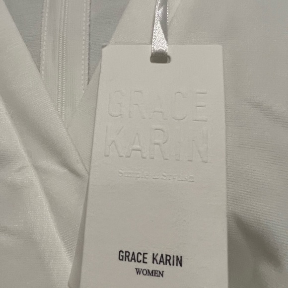 New woman’s dress size medium - Picture 4 of 8